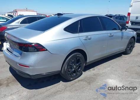 2025 Honda Accord Se z USA, uszkodzony, nr VIN 1HGCY1F42SA052606